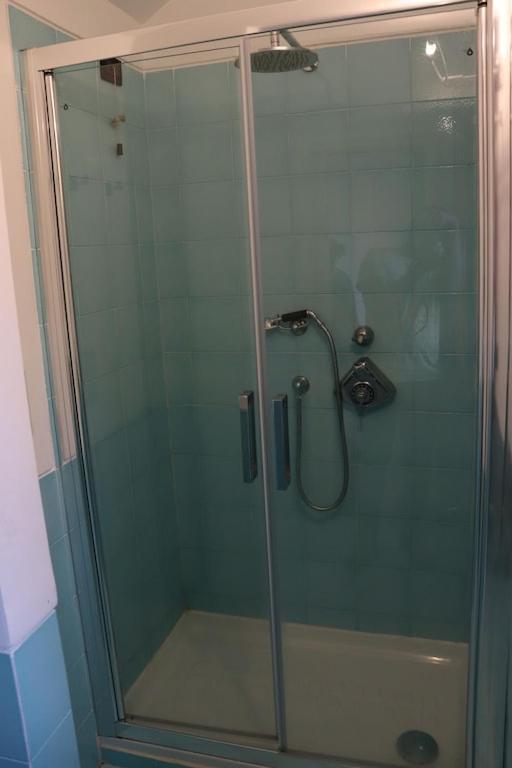 Appartement Dans Un Terrain De Golf, 5 Min De La Mer En Voiture, Parking Gratuit Cogoleto Bagian luar foto