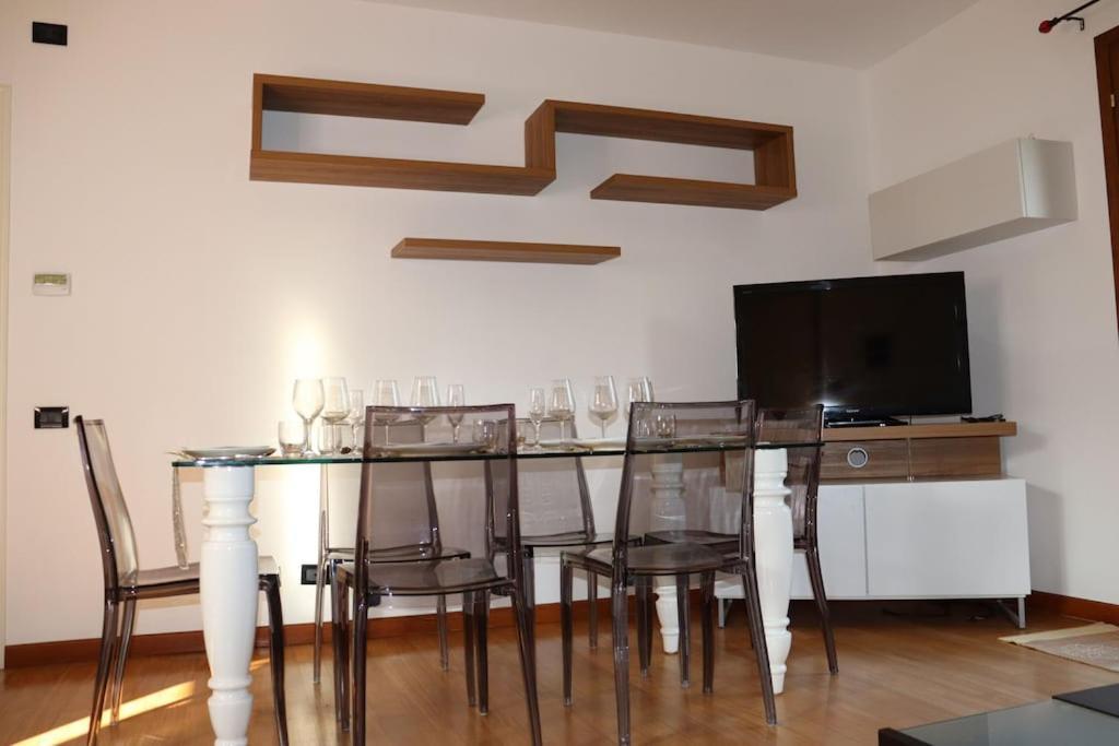Appartement Dans Un Terrain De Golf, 5 Min De La Mer En Voiture, Parking Gratuit Cogoleto Bagian luar foto
